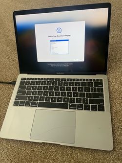 Mac book air model a1932