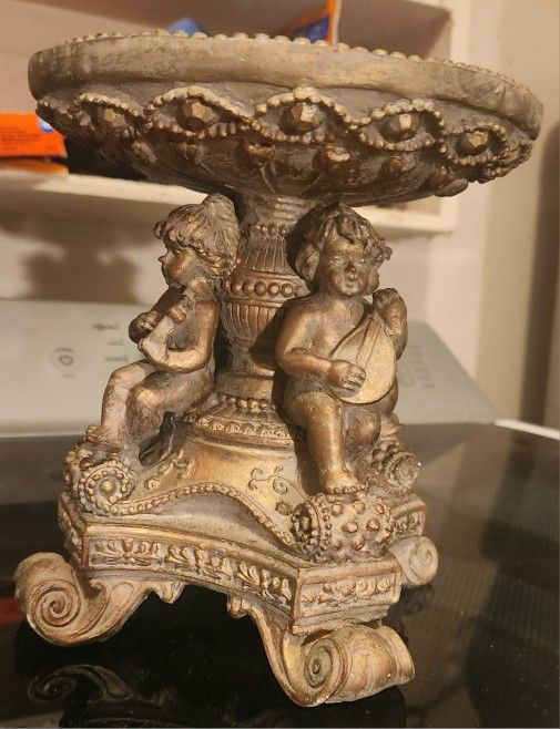 Antique Style Candle Holder With Angels