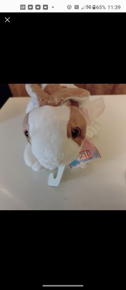 NEW!!! EASTER DECORATIVES, STUFFED ANIMAL AND SPRINGTIME NOTE PAD.