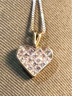 18 kt gold heart pendant