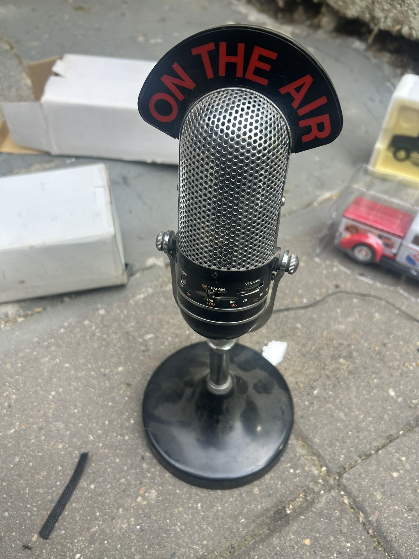 On The Air Vintage Am Fm Radio