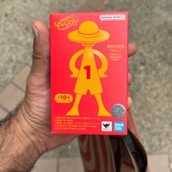 ONE PIECE LUFFY's Vol.1 Adventure Memories To Be Continued Luffy Figure