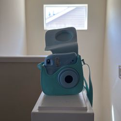 Polaroid Camera 