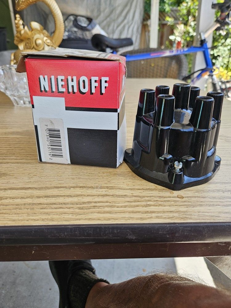 Vintage Niehoff Distributor Cap