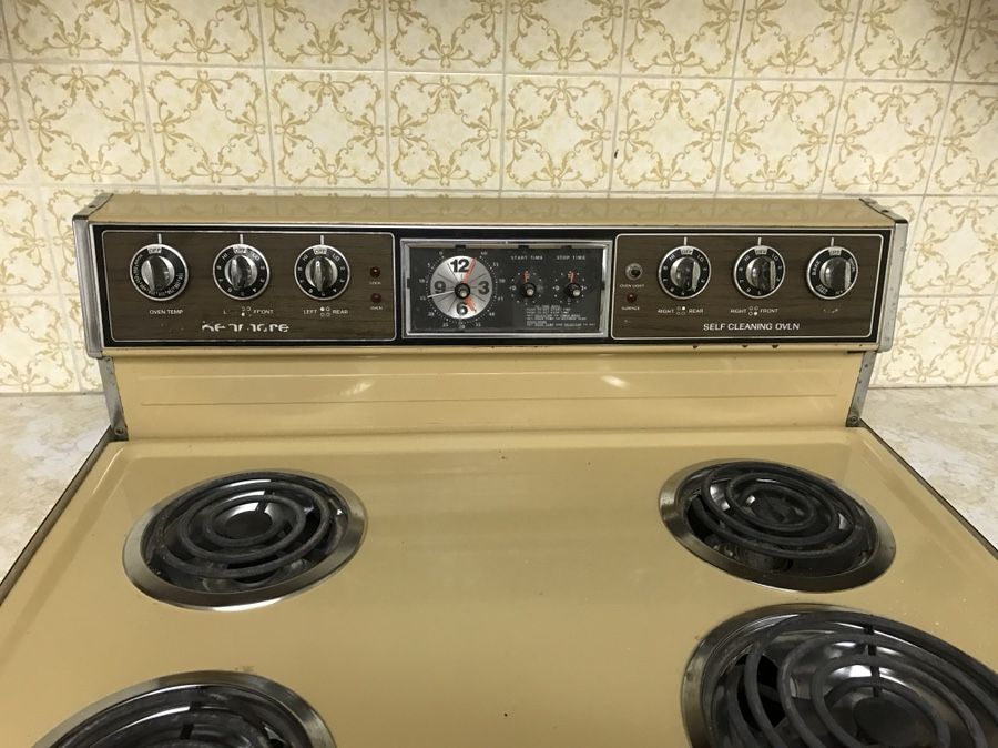 Vintage Kenmore Harvest Gold stove with hood for Sale in Port Richey, FL OfferUp
