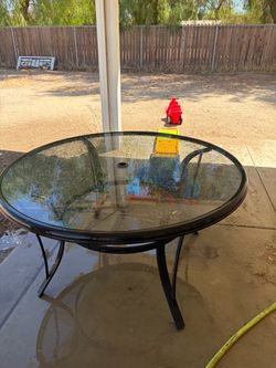 Outdoor table and chairs