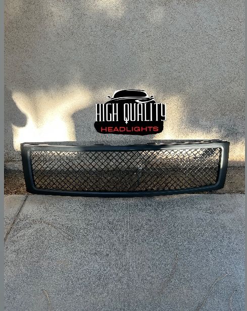Chevy Silverado 2007. 2013 Front Grill.