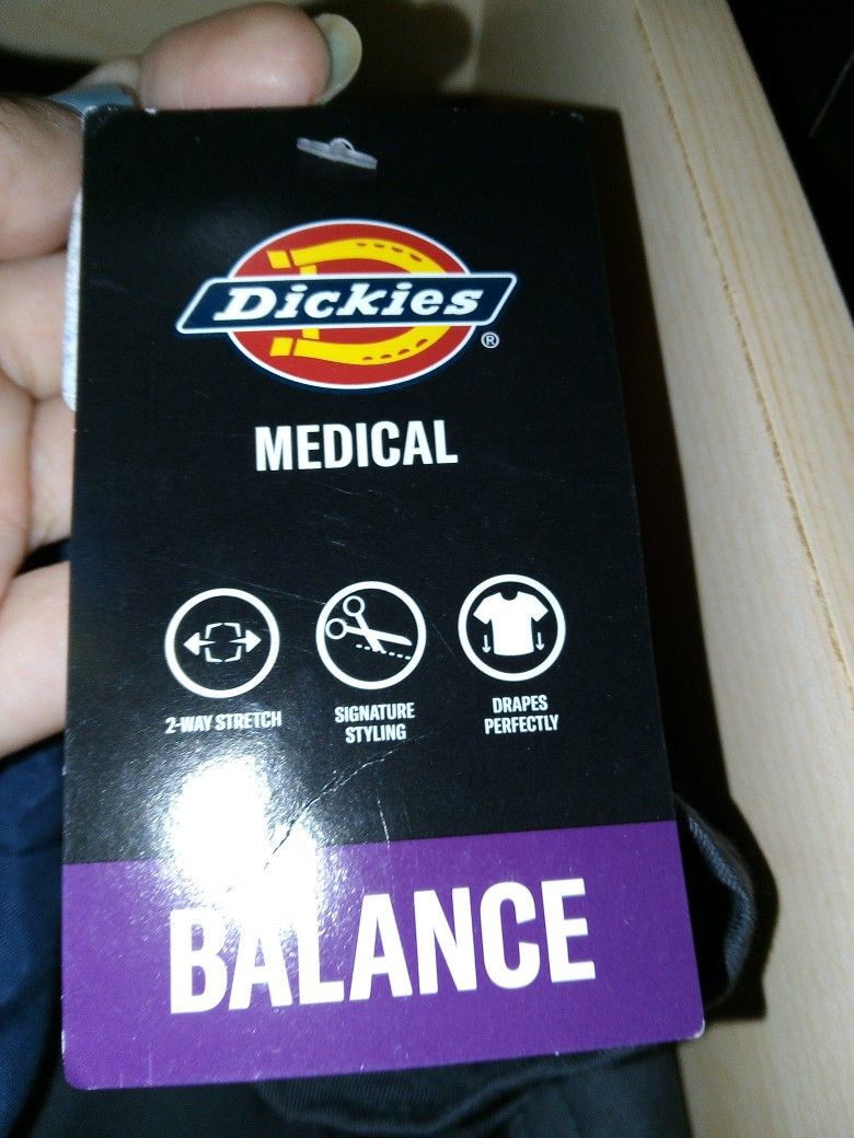 Dickies Scrubs