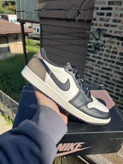 Jordan 1 Low “Mocha” 10.5M