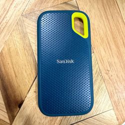 SanDisk 4TB SSD