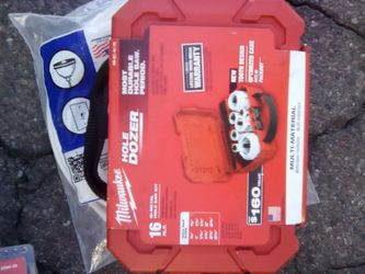 Milwaukee Hole Dozer