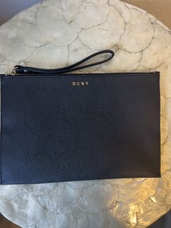 DKNY LARGE WRISELT