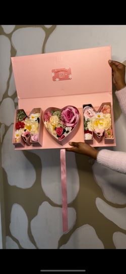 Eternal flower arrangements