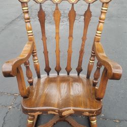 Antique Rocking Chair 