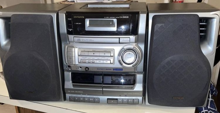 AIWA CA-DW635 Vintage AM FM Dual Cassette CD Portable Stereo Boombox Mint Condition Original Owner!