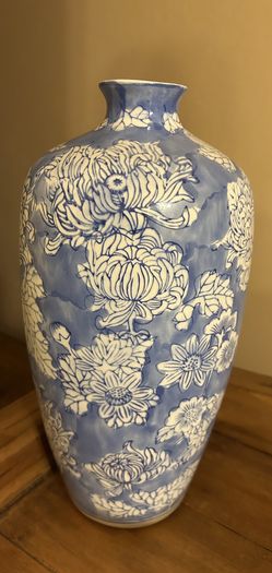Blue and White Chinoiserie Floral Vase