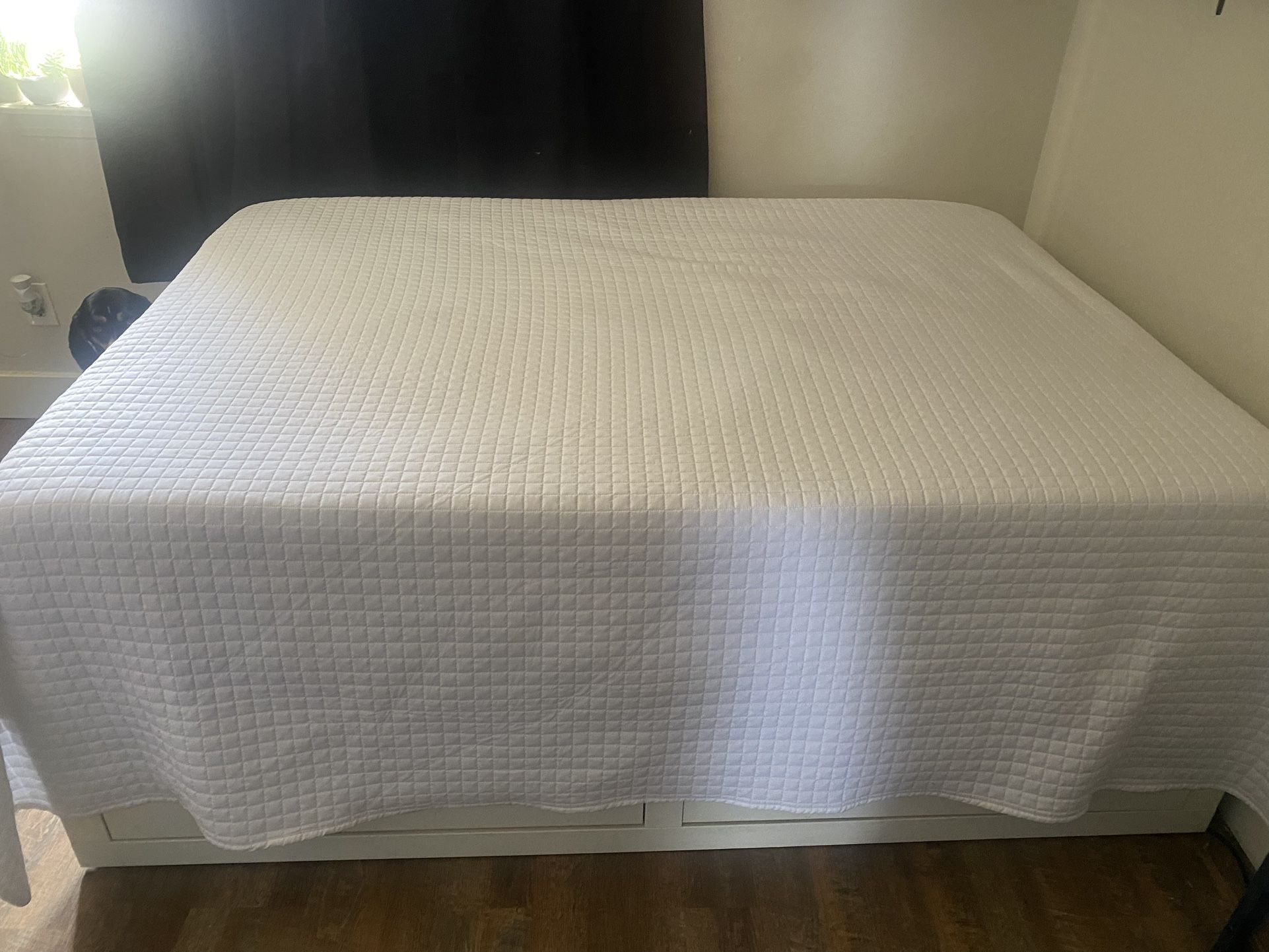 ‼️ BED FRAME AND MATRESS ‼️‼️