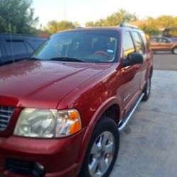 2005 Ford Explorer