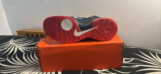 Hyperdunk size 13.5
