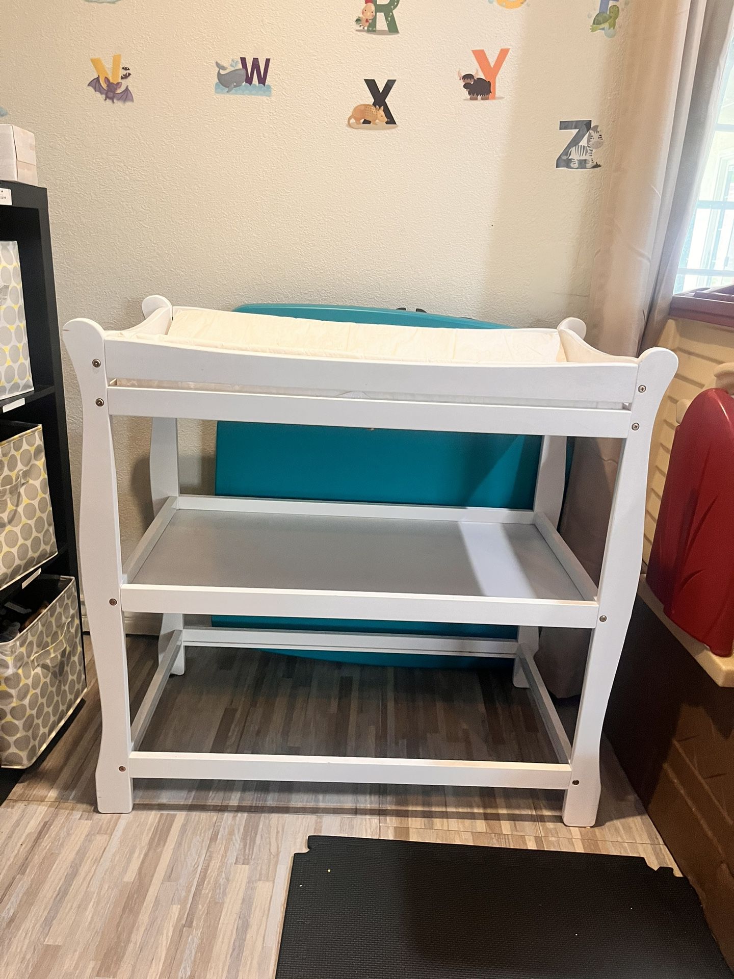 Changing Table White 