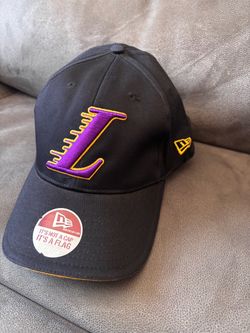 Brand new lakers hat