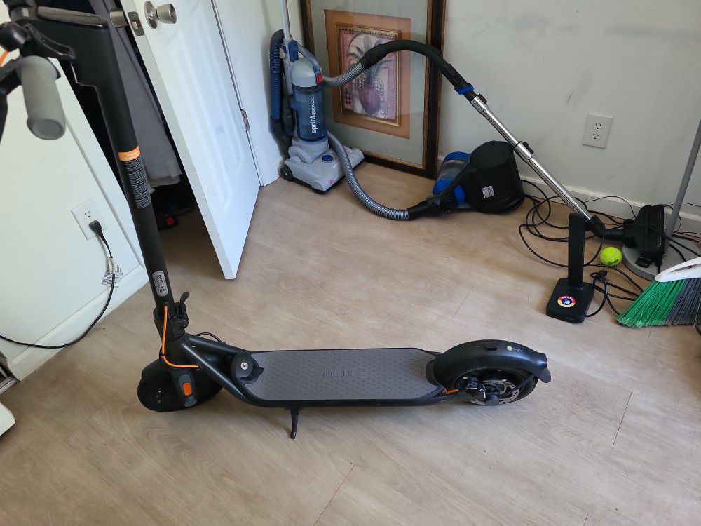 Nineboot Scooter