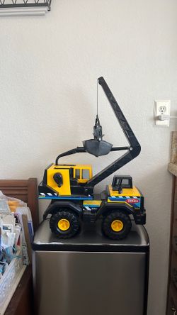 Tonka Truck Steel Classic Mighty Crane - Model 354