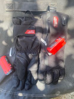 Milwaukee heated gloves (M)