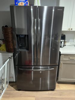 Samsung RF27T5201SG 27 cu ft French Door Refrigerator/ Fridge (2022)