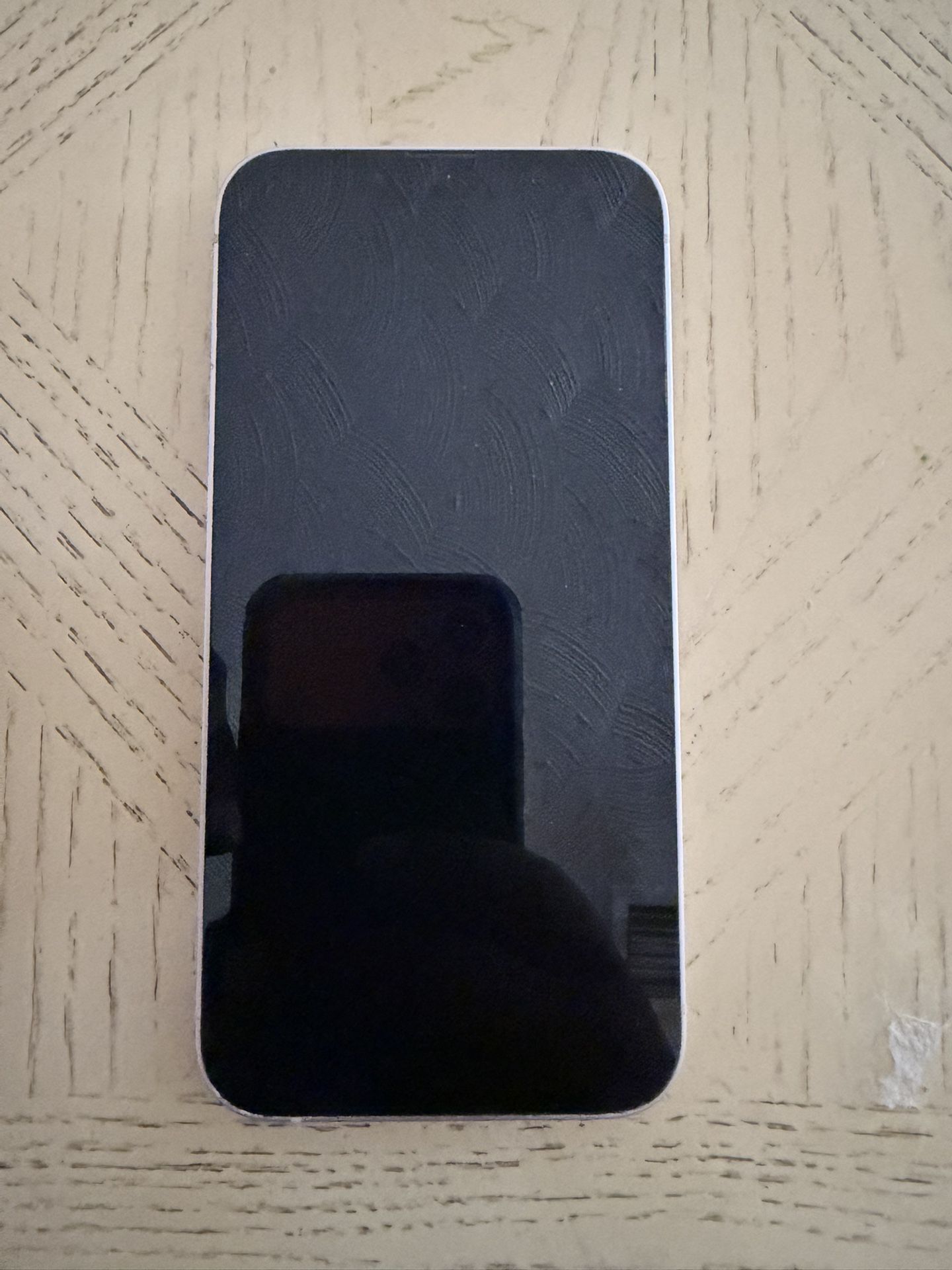 AT&T iPhone 13 (Light Pink)