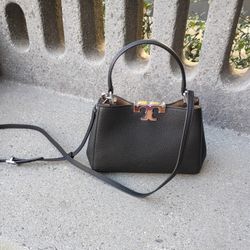 Tory Burch Magnetic Closure 