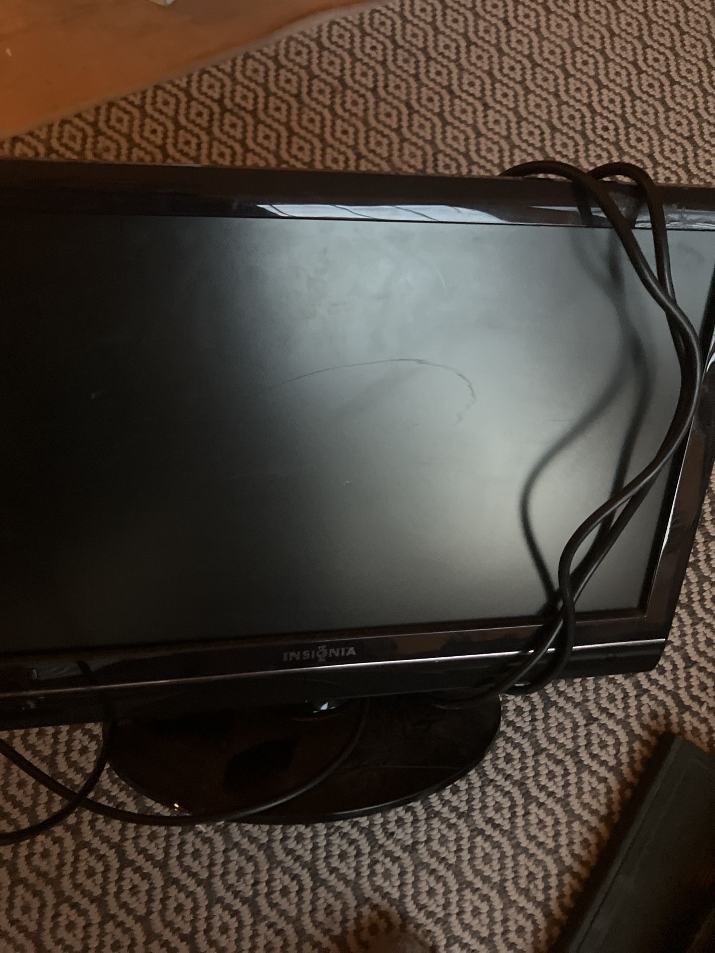 Monitor Insignia TV Model NS-L19Q-10A