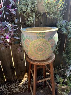 Ceramic pot