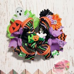"BOO" Halloween Boutique Bow.