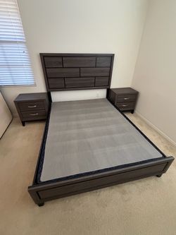 Queen Bedroom Set