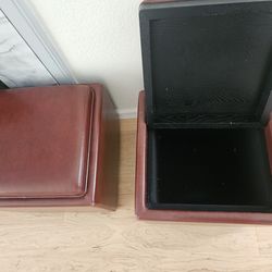 2 Matching Red storage cubes