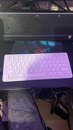 Wireless Bluetooth keyboard
