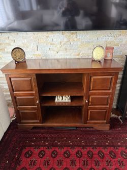 Wooden tv Stand