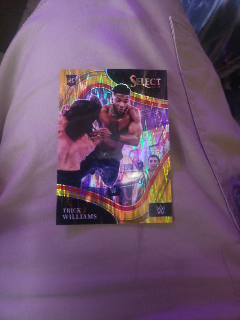 Panini 2022 WWE Select NXT 2.0 Trick Williams Gold Parallel 4/10