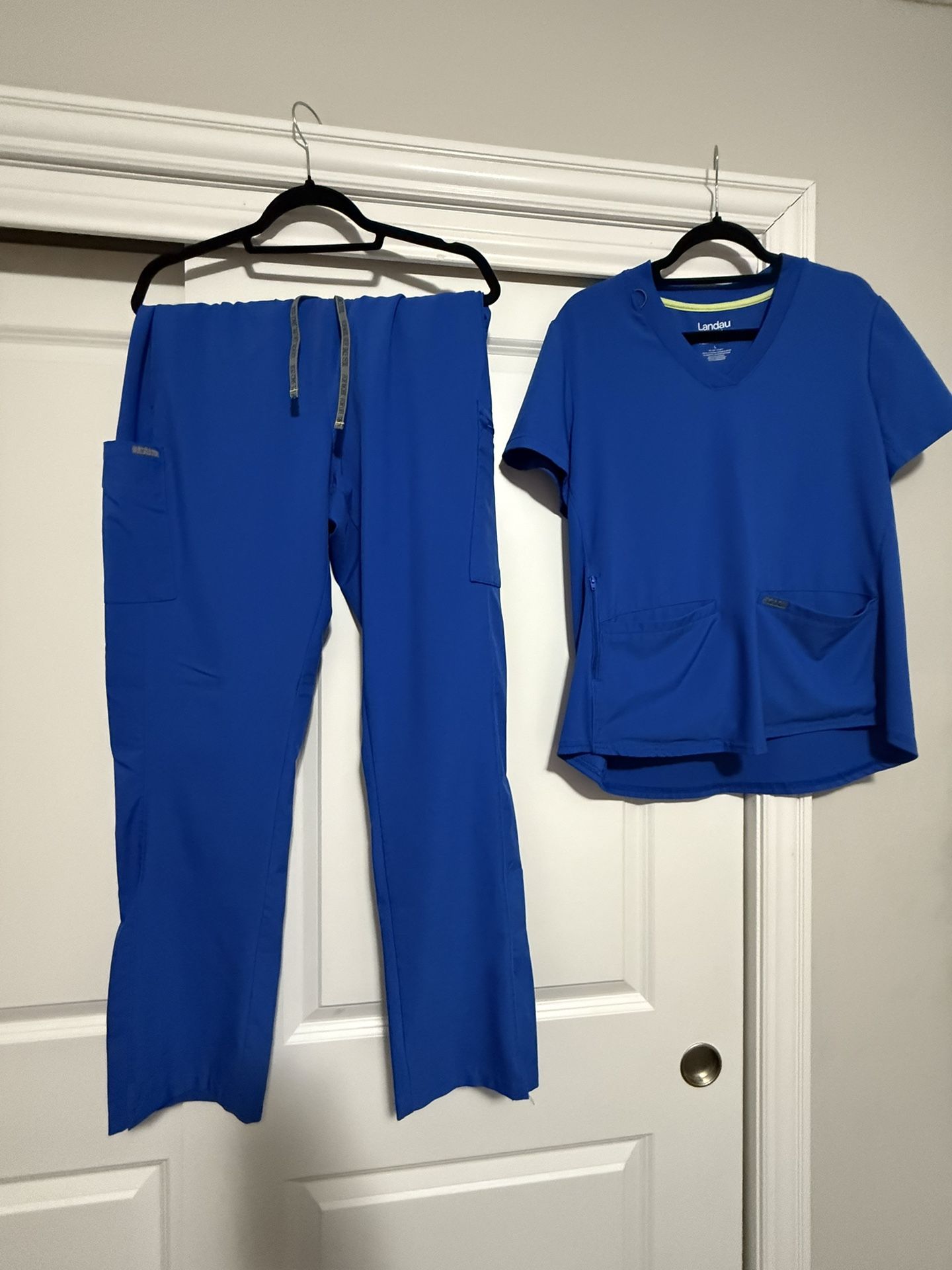 Scrub Set
