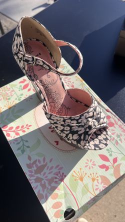 Floral Platform Mary Jane Heels with Bow
