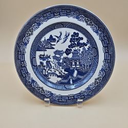 (1) 10" Blue Willow Dinner Plate - Johnson Bros England Crown Stamp