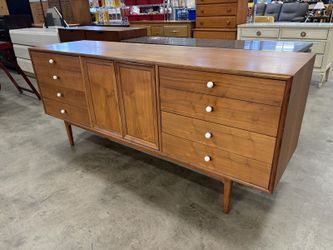 DREXEL Vintage Mid-Century Modern Declaration Oil Finished Walnut 11 Drawer Triple Dresser
