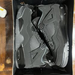 Jordan 4 black cats size 10 mens located in 77041 HTX