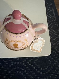 Small ceramic tea Pot. Set