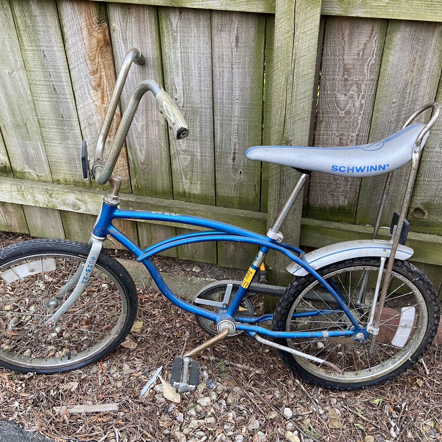 Vintage 70s/80s Schwinn Stingray Bike for Sale in Batavia, IL