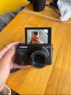 Canon G7x Mark II Digital Camera Read description beforehand