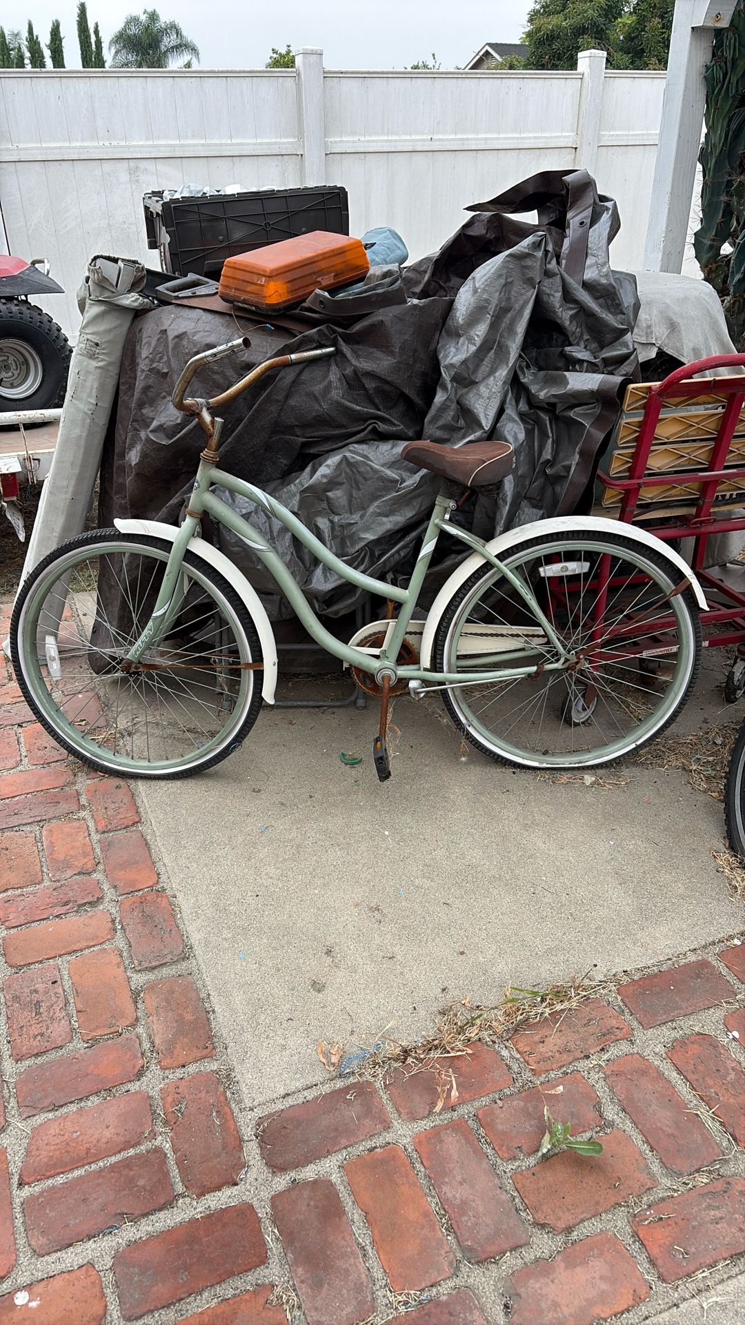 Huffy 26 Beach Cruiser