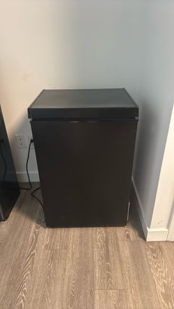 Deep Freezer for family of 4