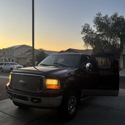 Ford F-350 Lariat Super Duty 4x4